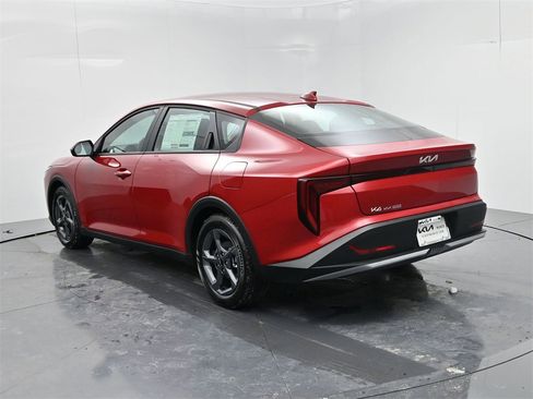 New 2025 Kia K4 LXS image 6