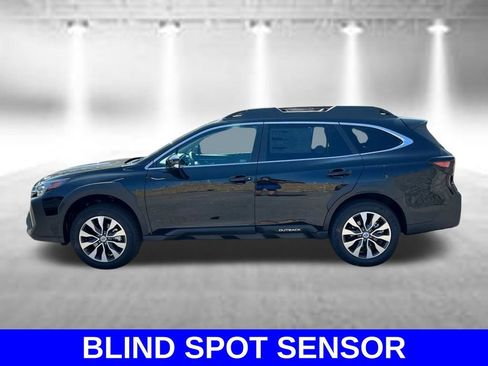 Used 2025 Subaru Outback Limited AWD/4WD image 8