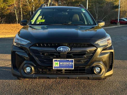 Used 2024 Subaru Outback Premium image 7