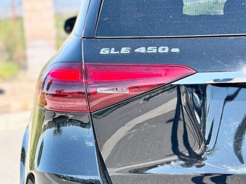 Certified 2025 Mercedes-Benz GLE 450e 4MATIC image 11