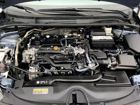 Used 2025 Toyota Corolla LE FWD image 31