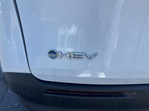 Used 2025 Toyota Sienna XLE image 26