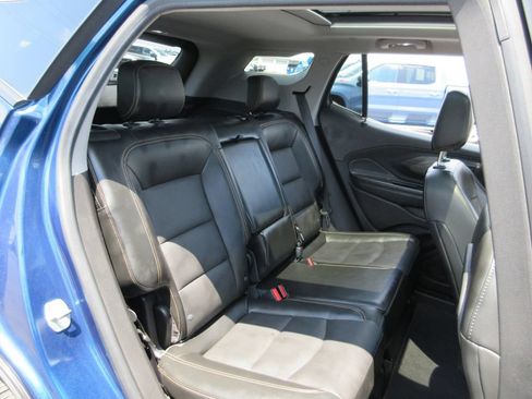 Certified 2019 GMC Terrain SLT w/ Preferred Package FWD image 25