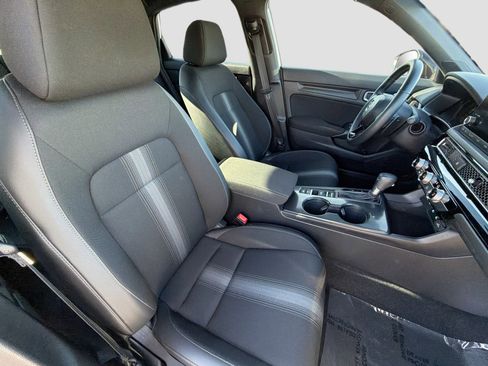 Used 2025 Honda Civic Sport image 14