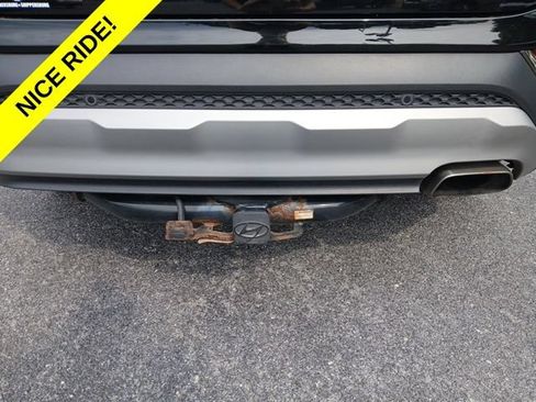 Used 2020 Hyundai Santa Fe Limited AWD/4WD image 6