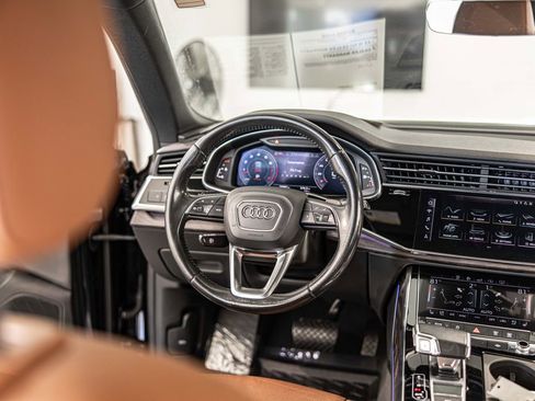 Used 2020 Audi Q8 Premium Plus w/ Premium Plus Package image 37