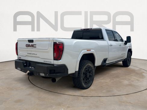 Used 2022 GMC Sierra 3500 Denali AWD/4WD image 10