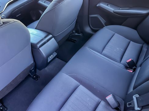 Used 2022 Nissan Altima 2.5 SV image 12