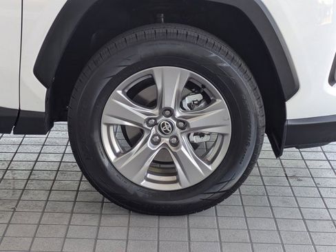 Used 2025 Toyota RAV4 XLE image 14