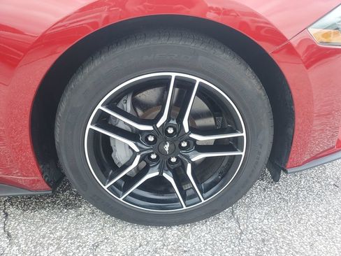 Used 2021 Ford Mustang GT RWD image 30