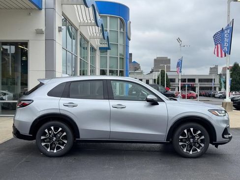 Certified 2026 Honda HR-V EX-L image 2