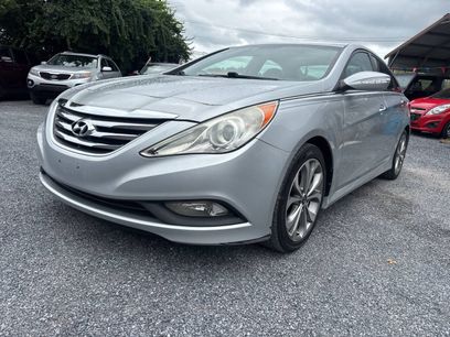 Used 2014 Hyundai Sonata SE w/ Premium Package 03