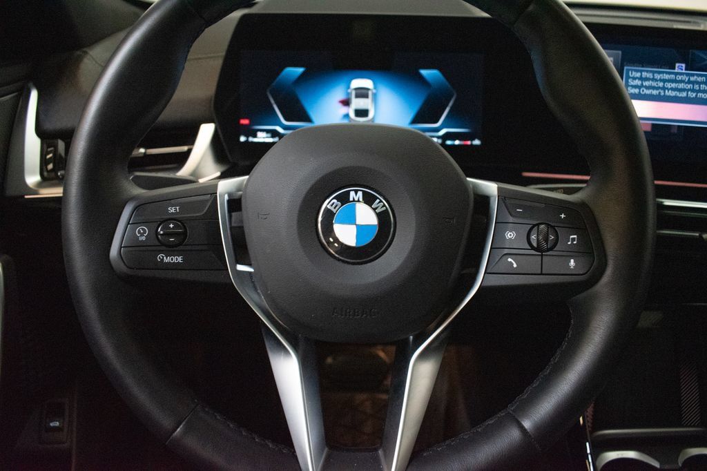 Used 2026 BMW X2 xDrive28i w/ Technology Package AWD/4WD image 12