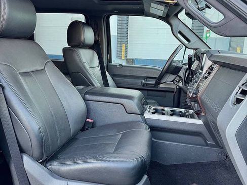 Used 2016 Ford F250 Lariat w/ Lariat Ultimate Package AWD/4WD image 37