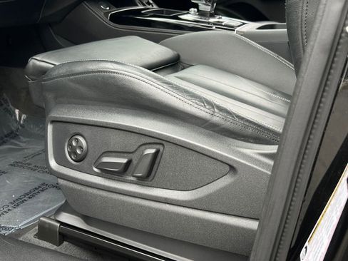 Used 2024 Audi Q5 2.0T Premium Plus image 24