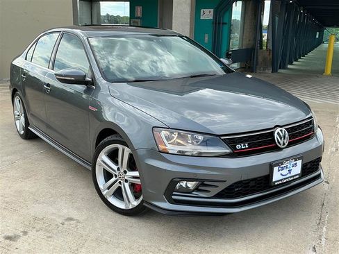 Used 2017 Volkswagen Jetta GLI FWD image 7