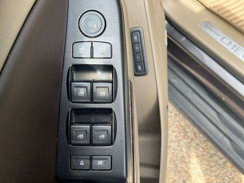 Used 2016 Chevrolet Tahoe LT image 16