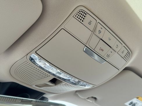 Used 2023 Mercedes-Benz E 450 Coupe image 37