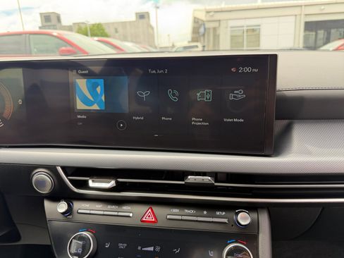 Used 2025 Hyundai Sonata SEL FWD image 28