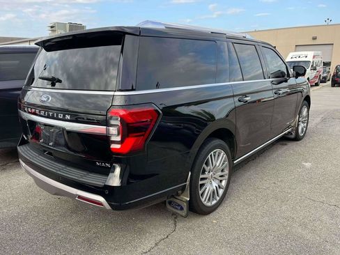 Used 2023 Ford Expedition Max Platinum AWD/4WD image 2