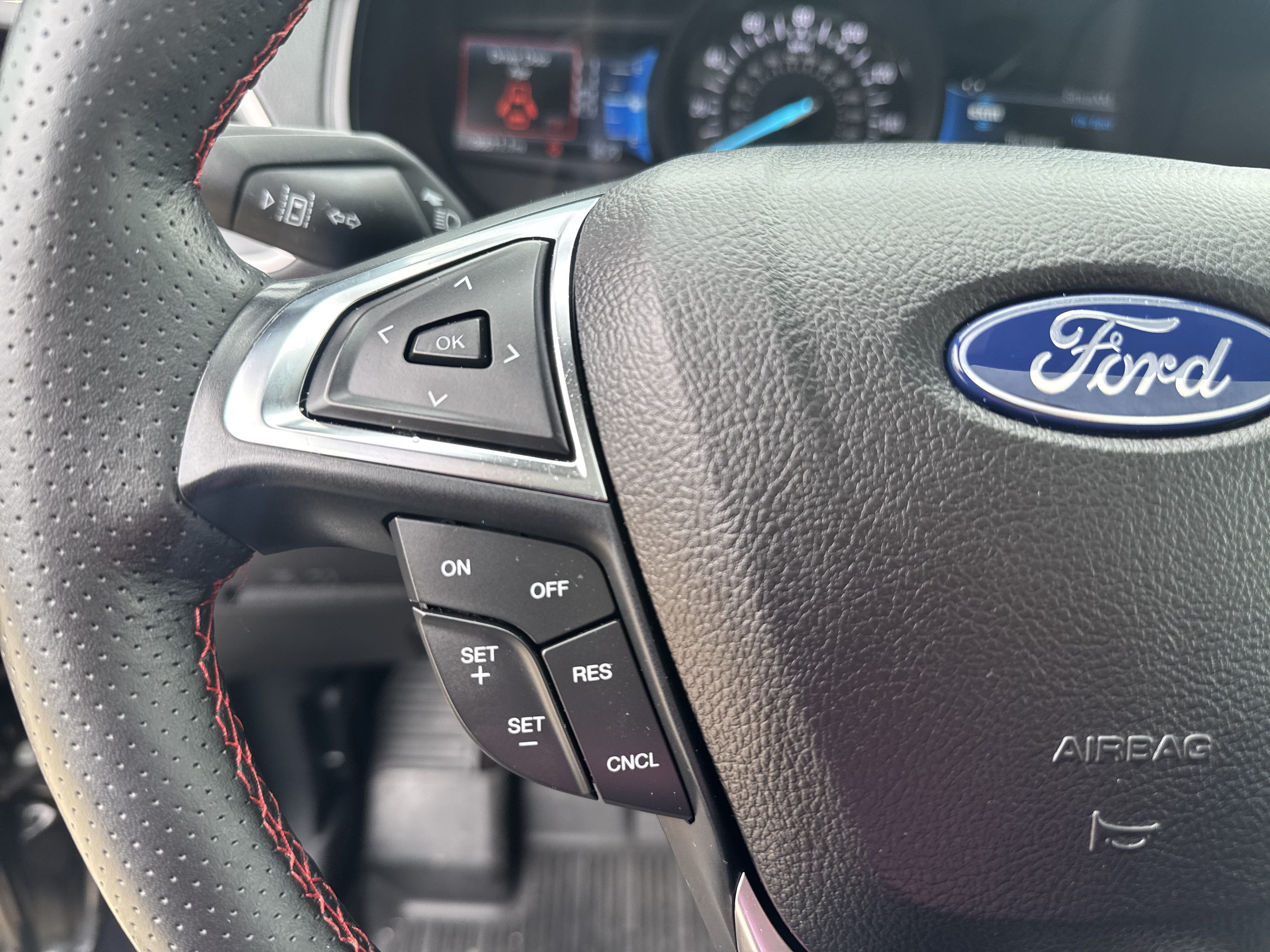Used 2023 Ford Edge ST-Line AWD/4WD image 15