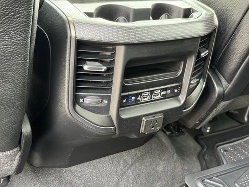 Used 2019 RAM 1500 Limited image 13