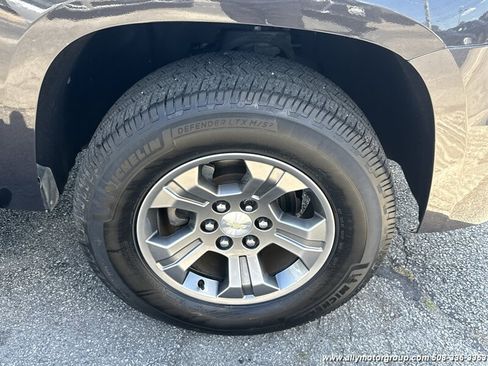 Used 2017 Chevrolet Tahoe LT AWD/4WD image 12