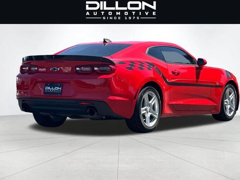 Used 2020 Chevrolet Camaro LT RWD image 4