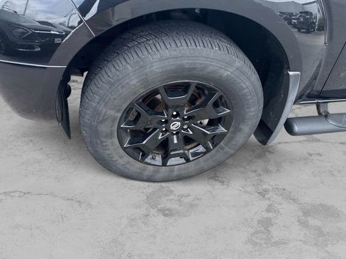 Used 2020 Nissan Frontier SV w/ Midnight Edition Floor Mats AWD/4WD image 11