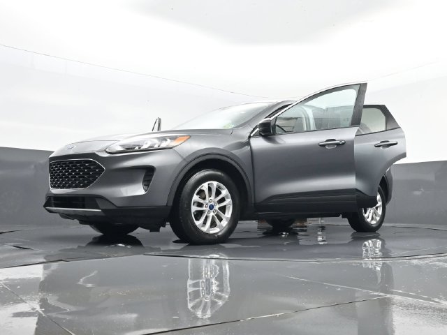 Used 2022 Ford Escape SE w/ Cold Weather Package AWD/4WD image 31