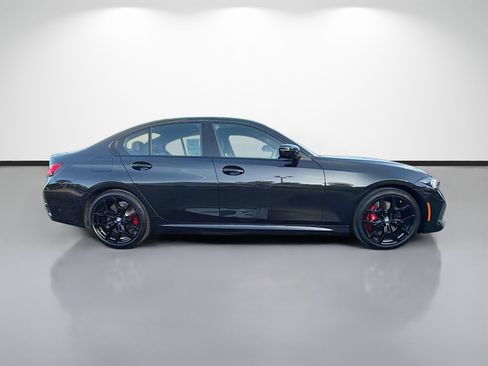 New 2026 BMW 330i xDrive Sedan w/ M Sport Package AWD/4WD image 2