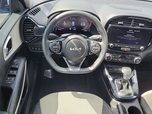 Used 2023 Kia Soul GT-Line FWD image 18