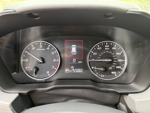 Used 2024 Subaru Crosstrek 2.0i Premium image 20