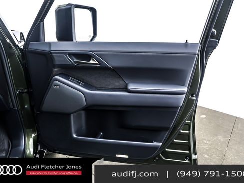 Used 2025 Lexus GX 550 image 23