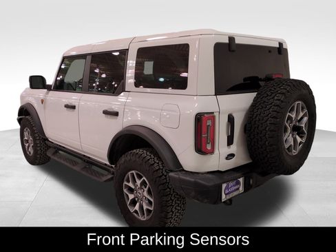 Used 2025 Ford Bronco Badlands image 6