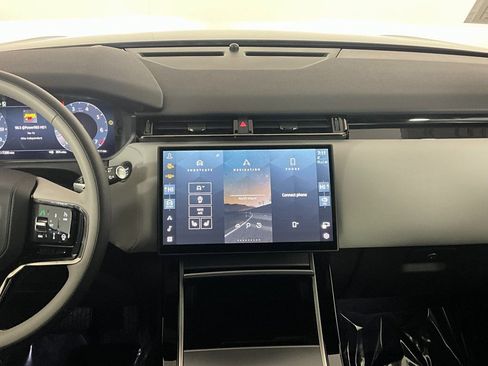 Used 2026 Land Rover Range Rover Velar S image 12