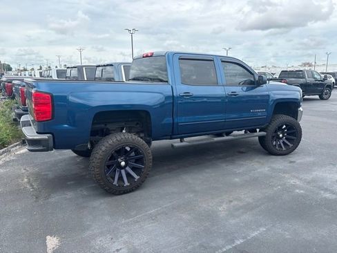 Used 2018 Chevrolet Silverado 1500 LT w/ All Star Edition RWD image 5
