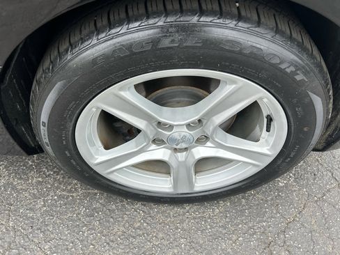 Used 2019 Chevrolet Camaro LT image 27