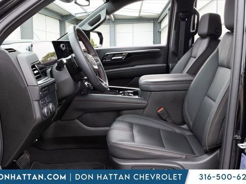 Used 2025 Chevrolet Tahoe RST AWD/4WD image 3