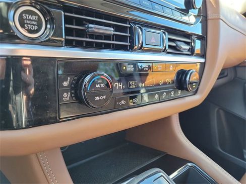 Used 2023 Nissan Pathfinder Platinum image 22