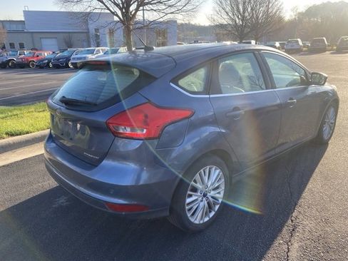 Used 2018 Ford Focus Titanium image 4