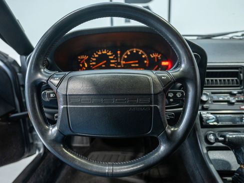Used 1991 Porsche 928 S4 image 2