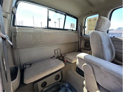 Used 2003 Toyota Tacoma 4x4 Xtracab V6 image 17