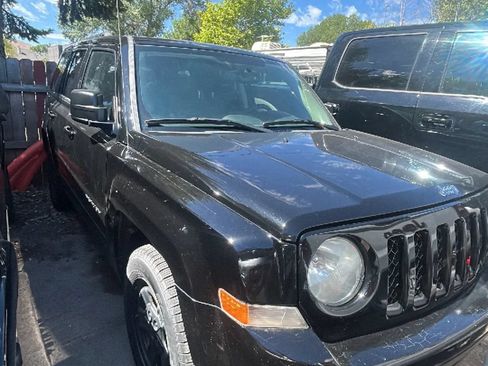 Used 2016 Jeep Patriot Sport w/ Power Value Group AWD/4WD image 2