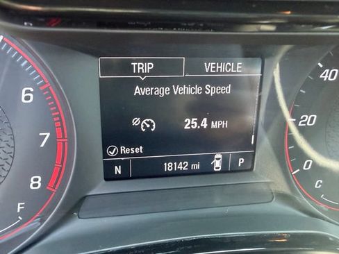 Used 2024 Chevrolet Trax RS w/ Driver Confidence Package FWD image 11