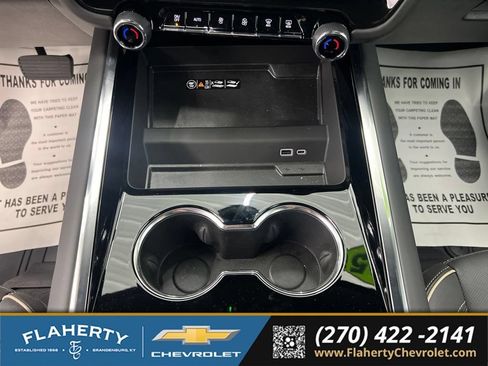Used 2025 Chevrolet Tahoe Premier RWD image 30