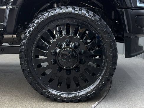 Used 2026 Ford F450 Platinum w/ Platinum Plus Package AWD/4WD image 9