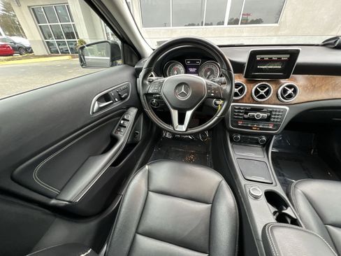 Used 2015 Mercedes-Benz GLA 250 image 4
