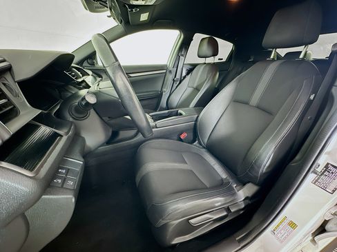Used 2020 Honda Civic Sport image 13