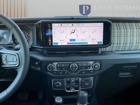 New 2026 Jeep Gladiator Sport image 12